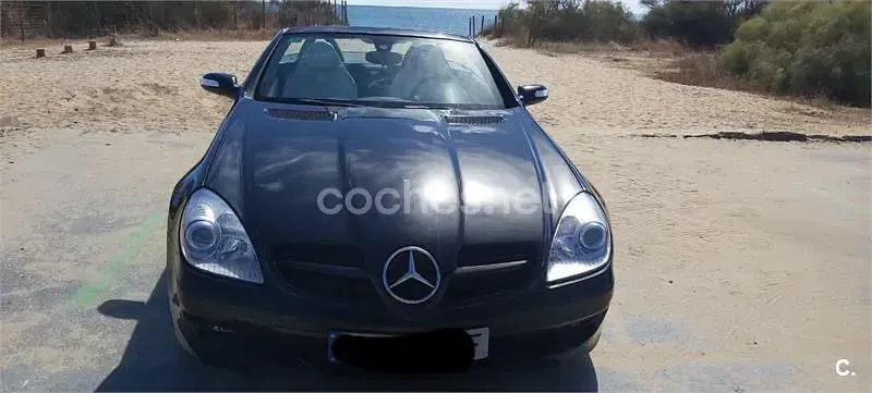Usado Mercedes SLK200 163 CV (119 kW) 2006 Negro Descapotable