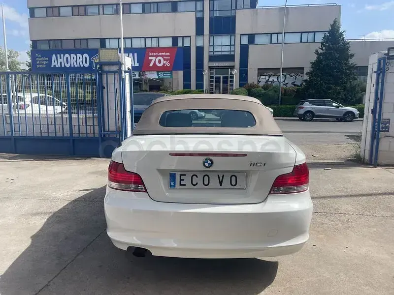 Usado BMW 118 Cabriolet Efficient Dynamics 143 CV (105 kW) 2010 Blanco Descapotable
