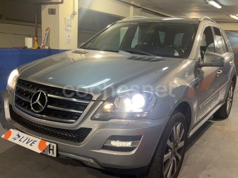 Gris / plata Usado 2011 Mercedes ML350 SUV | 14.495 € (Super precio) - Imagen 1/4