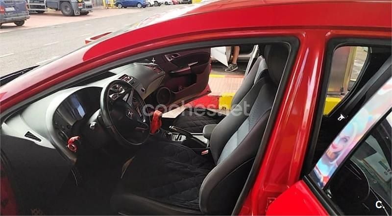 Usado Honda Civic Sport 100 CV (73 kW) 2009 Rojo Berlina