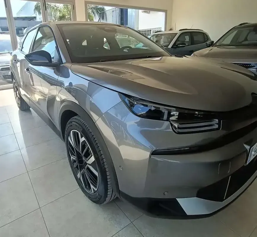 Nuevo Citroën C4 Business Class 145 CV (106 kW) 2026 Gris SUV