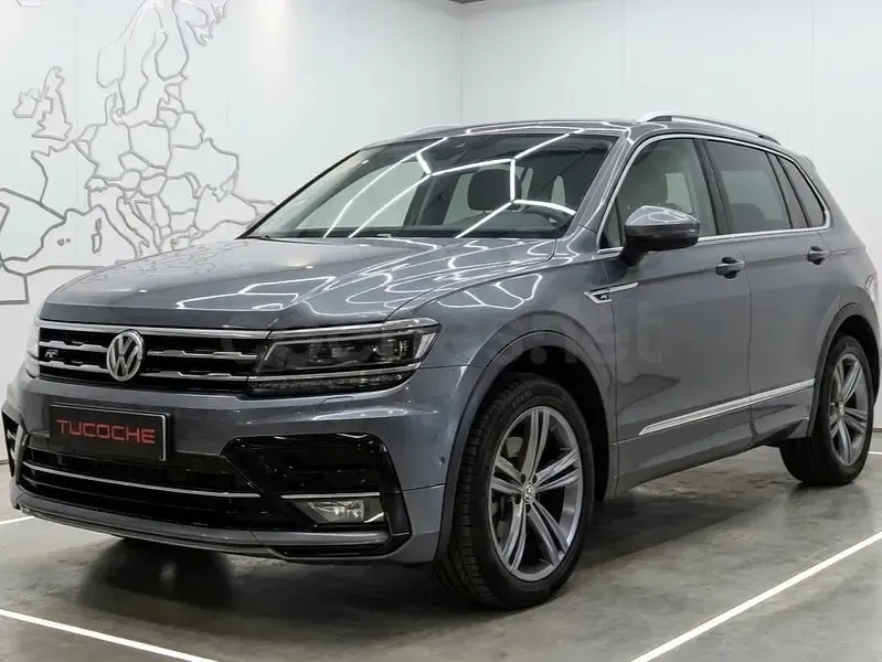 Usado VW Tiguan Allspace R-line 200 CV (147 kW) 2021 Gris / plata SUV