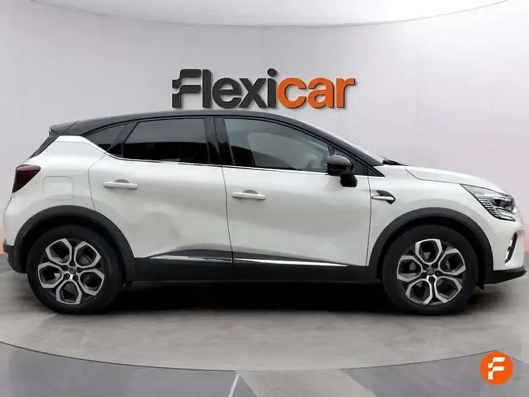 Usado Renault Captur Intens 101 HP (74 kW) 2020 Branco SUV