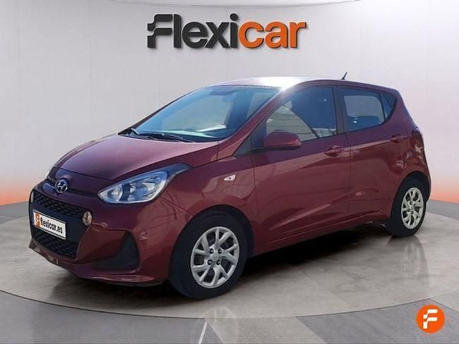 Usado Hyundai i10 GO! 66 CV (48 kW) 2018 Rojo Utilitario