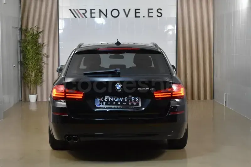 Usado BMW 520 190 CV (139 kW) 2016 Negro Familiar