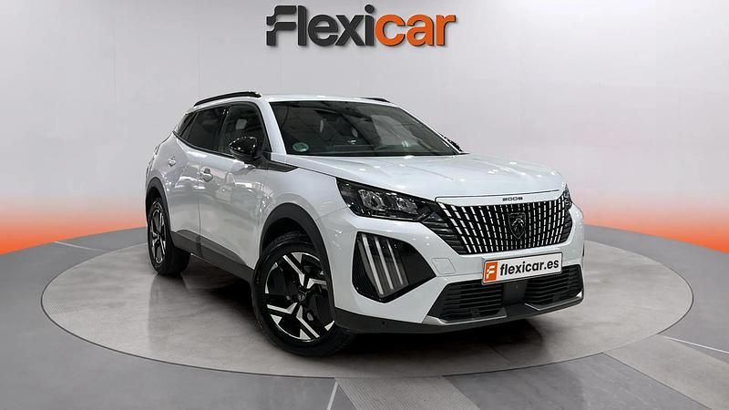 Usado Peugeot 2008 Allure 131 CV (96 kW) 2023 Blanco SUV