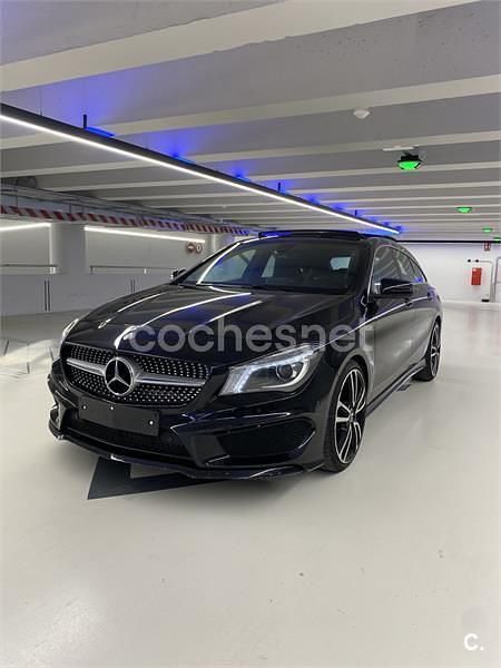 Usado Mercedes CLA200 Shooting Brake AMG line 136 CV (100 kW) 2016 Negro Familiar