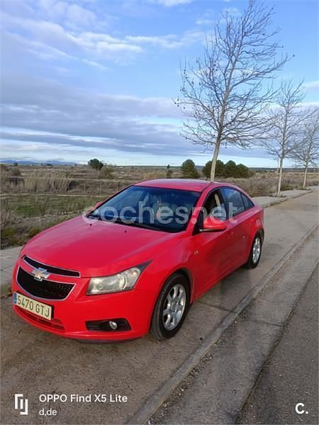 Usado Chevrolet Cruze LS 125 CV (91 kW) 2010 Rojo Berlina