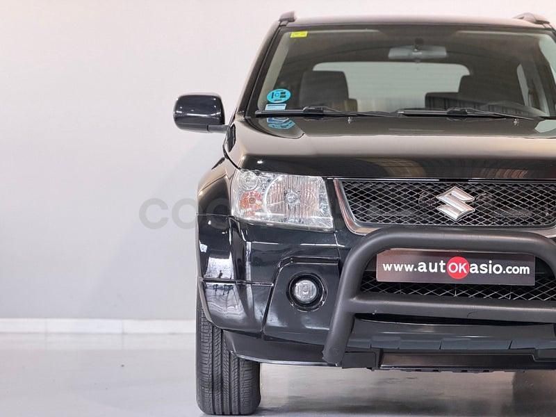 Usado Suzuki Grand Vitara 106 CV (77 kW) 2007 Negro SUV