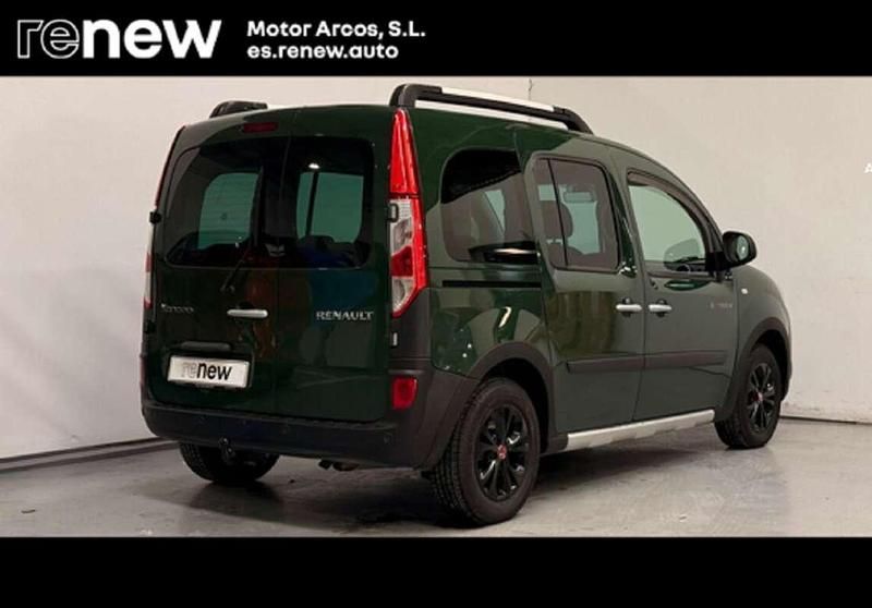 Usado Renault Kangoo SE 110 CV (80 kW) 2018 Verde Monovolumen