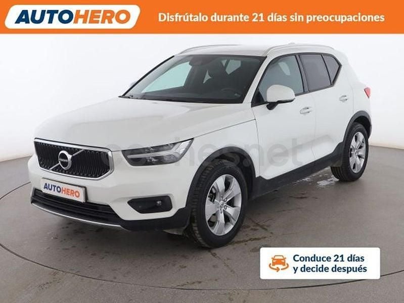 Usado Volvo XC40 Momentum 151 CV (111 kW) 2018 Blanco SUV