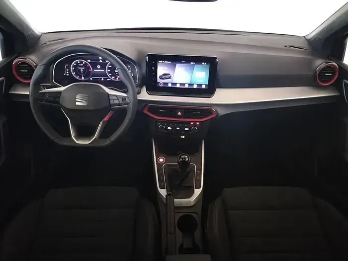 Usado Seat Arona Xperience 115 CV (84 kW) 2025 Gris SUV