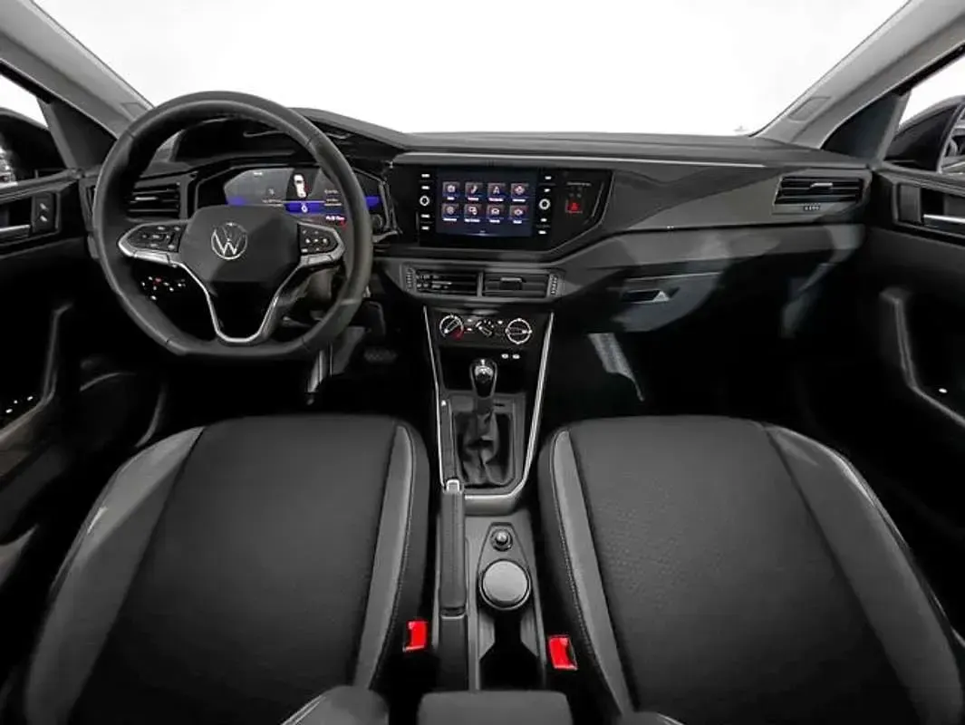 Usado VW Polo 95 CV (69 kW) 2023 Azul Utilitario