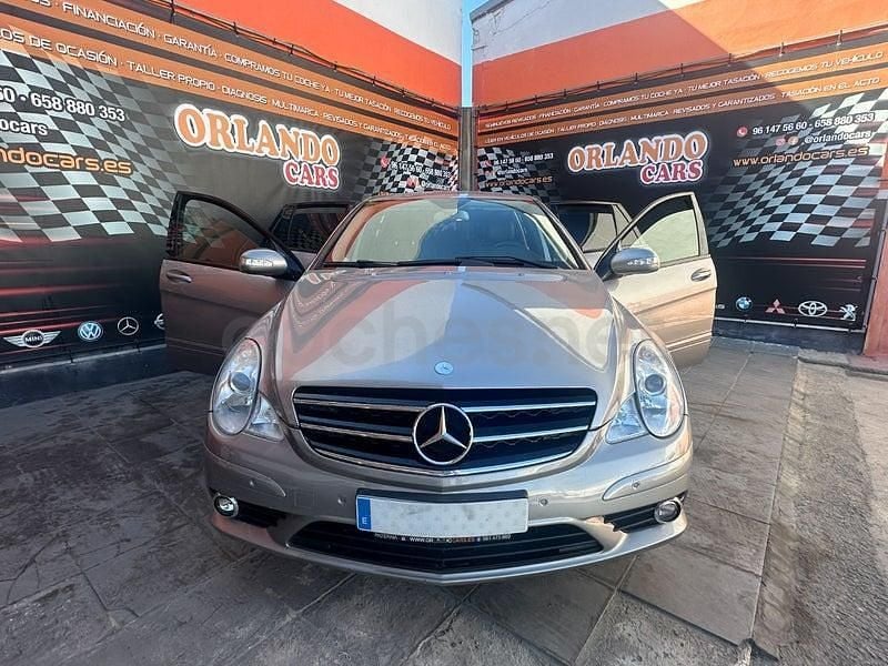 Usado Mercedes R320 224 CV (164 kW) 2008 Gris / plata Monovolumen