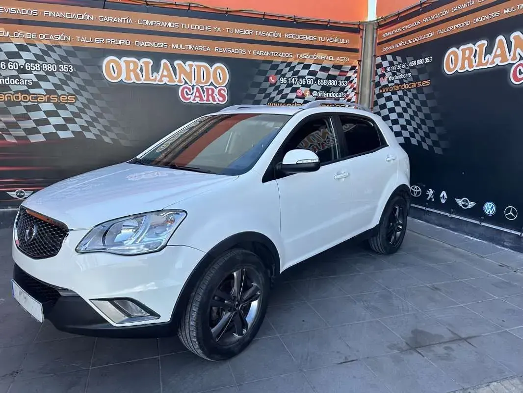 Usado SsangYong Korando 175 CV (128 kW) 2011 Blanco SUV