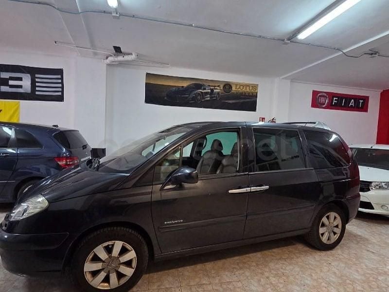 Negro Usado 2005 Citroën C8 Exclusive Monovolumen | 4999 € - Imagen 1/4