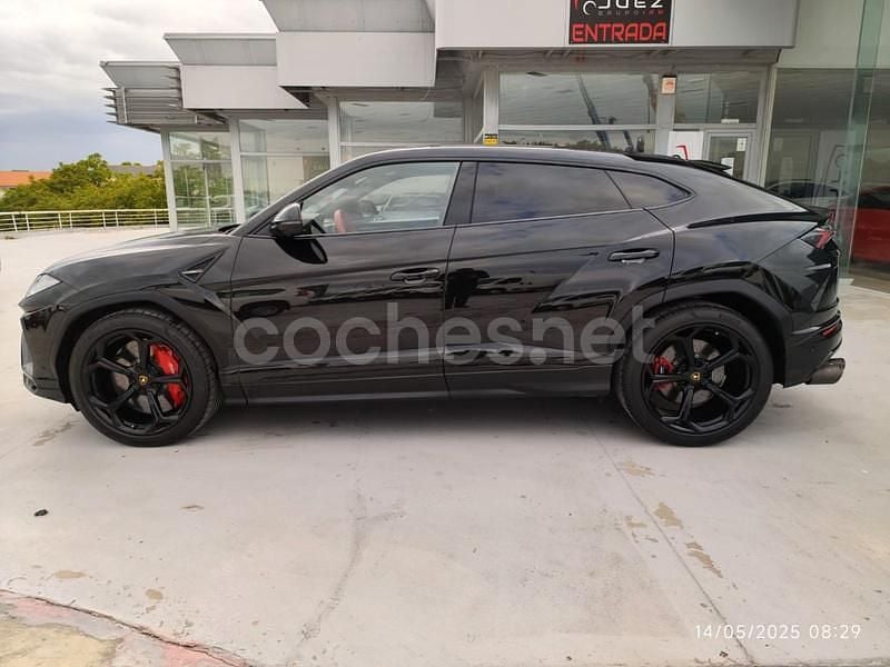 Negro Usado 2018 Lamborghini Urus SUV | 238.999 € (Precio justo) - Imagen 1/4
