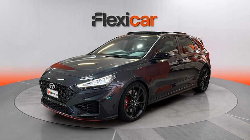 Usado Hyundai i30 280 CV (205 kW) 2022 Negro Berlina