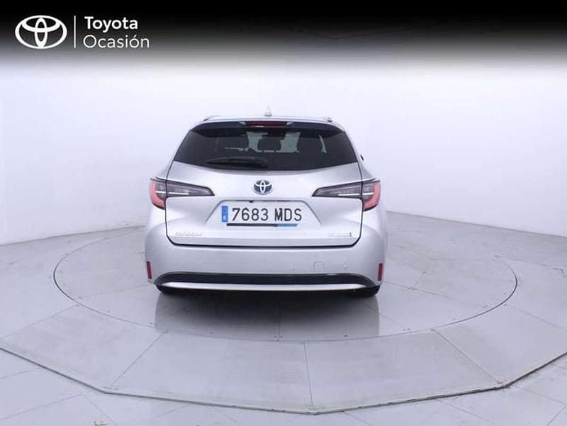 Usado Toyota Corolla Active 122 CV (89 kW) 2023 Gris Familiar
