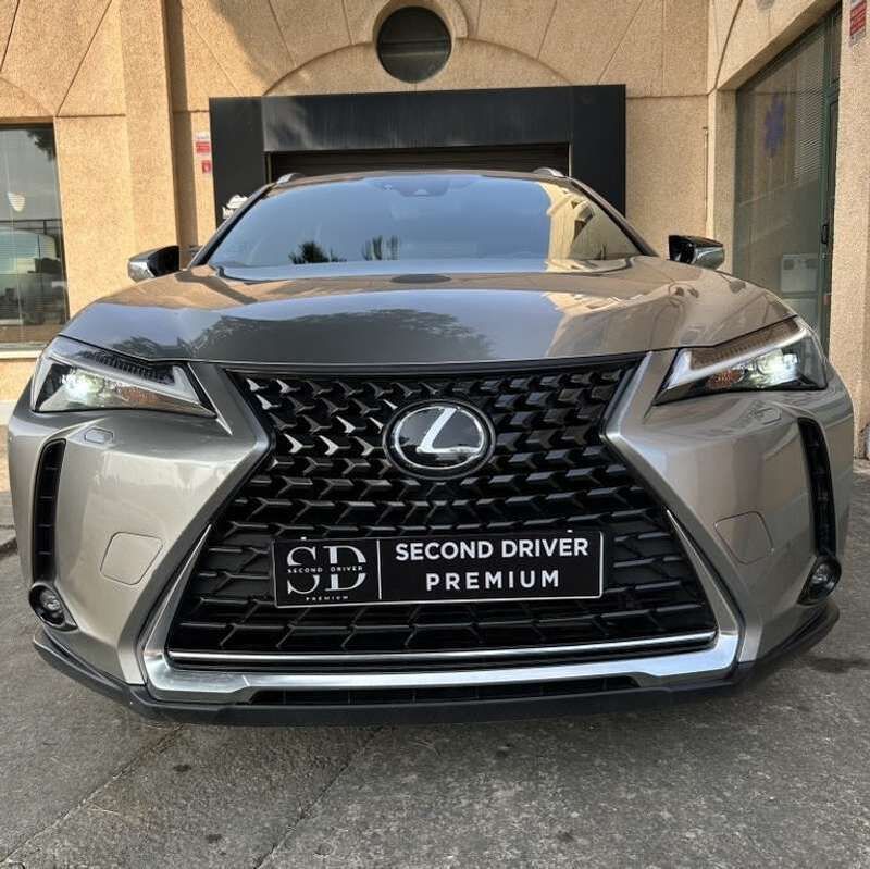 Gris Usado 2023 Lexus UX 250h SUV | 22.728 € (Buen precio) - Imagen 1/4