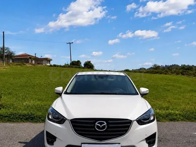 Usado Mazda CX-5 Luxury 150 CV (110 kW) 2015 Blanco SUV