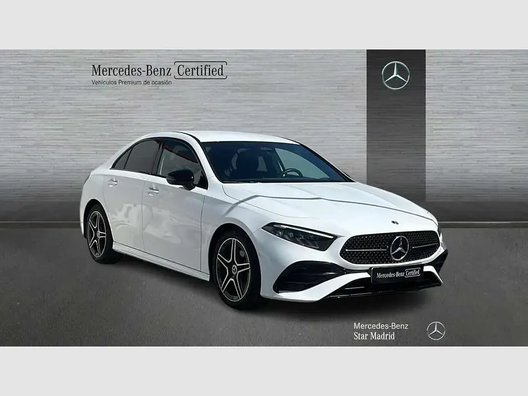 Usado Mercedes A200 150 CV (110 kW) 2025 Blanco Berlina
