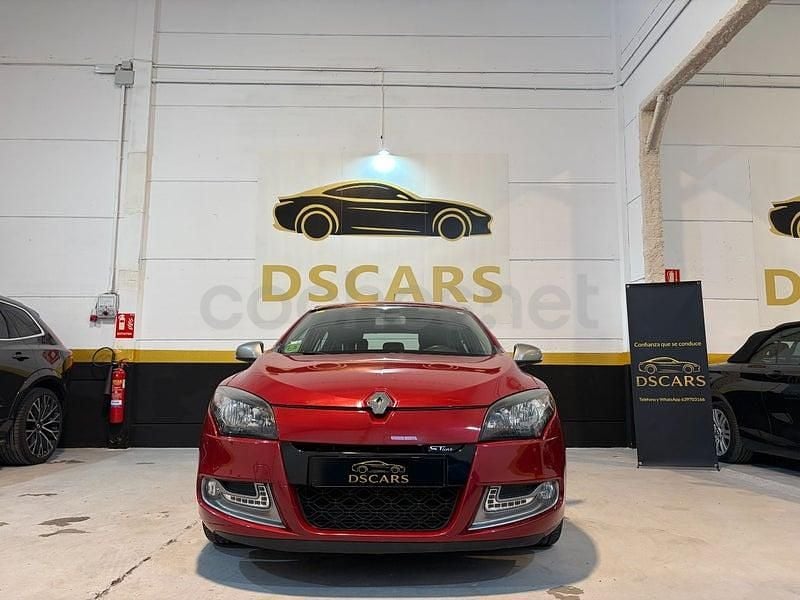 Usado Renault Mégane III GT 115 CV (84 kW) 2013 Granate Berlina