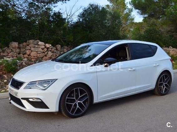 Usado Seat Leon FR 125 CV (91 kW) 2018 Blanco Berlina