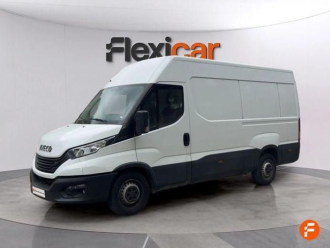Usado Iveco Daily 156 CV (114 kW) 2022 Blanco Berlina
