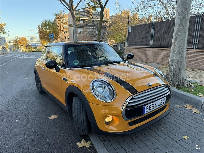 Usado Mini Cooper 122 CV (89 kW) 2014 Amarillo Utilitario
