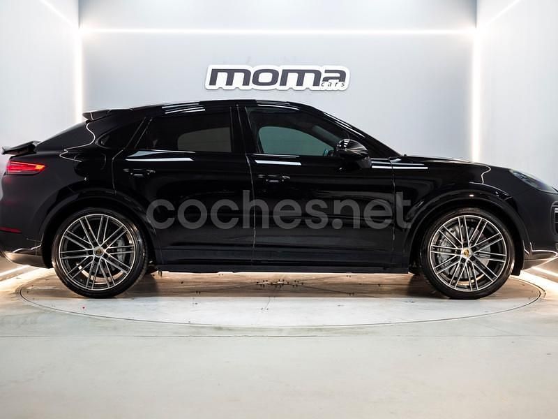 Usado Porsche Cayenne Turbo 550 CV (404 kW) 2019 Negro SUV