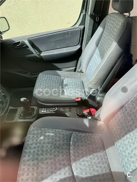 Usado Mercedes Vaneo 91 CV (66 kW) 2005 Azul Monovolumen