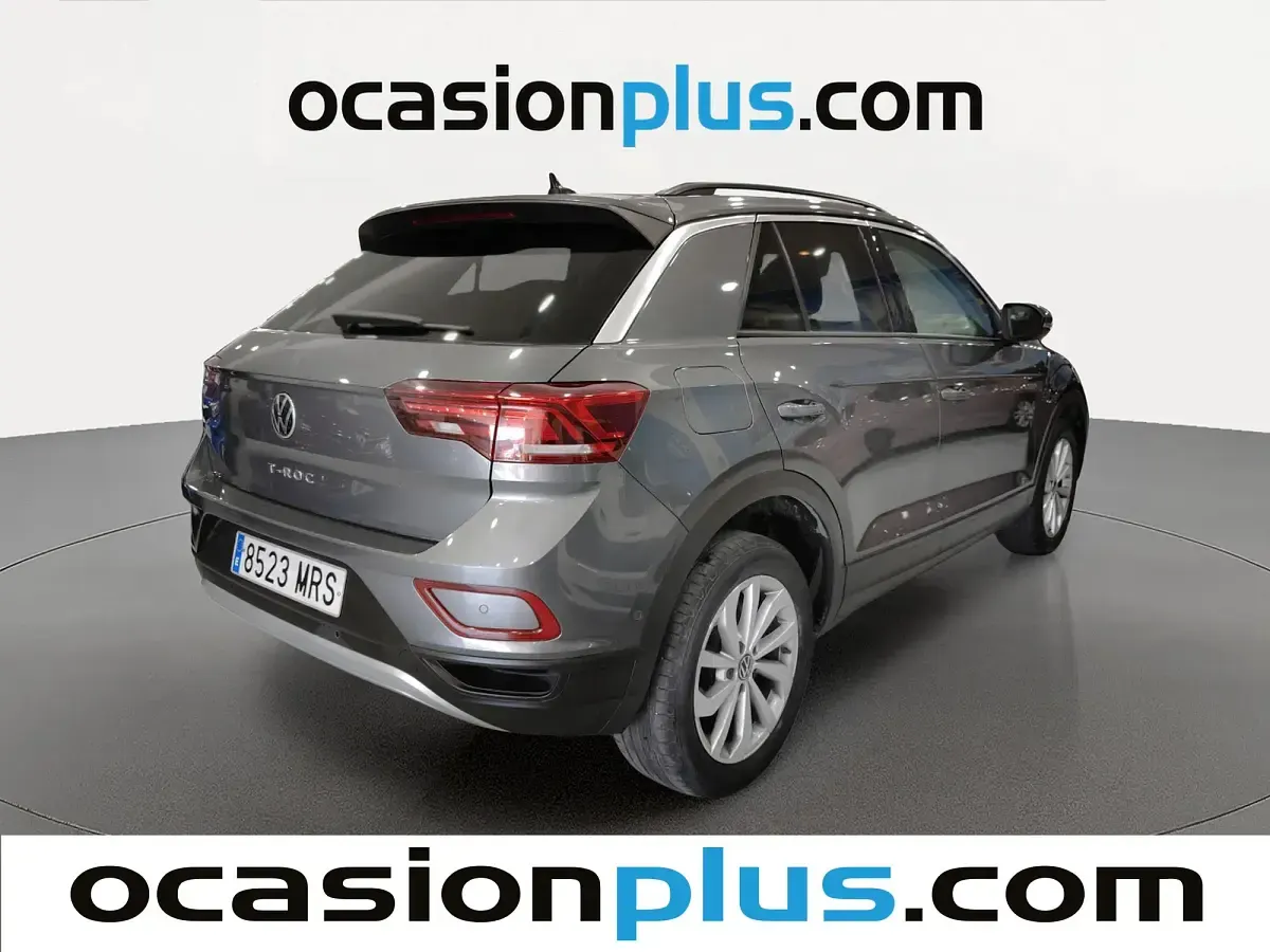 Usado VW T-Roc Life 116 CV (85 kW) 2024 Gris SUV