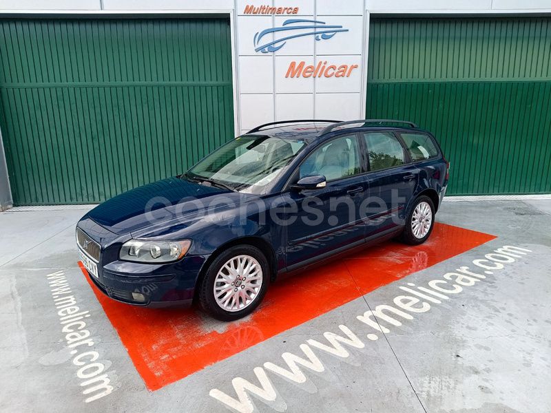 Azul Usado 2004 Volvo V50 Momentum Familiar | 6990 € (Un poco caro) - Imagen 1/4