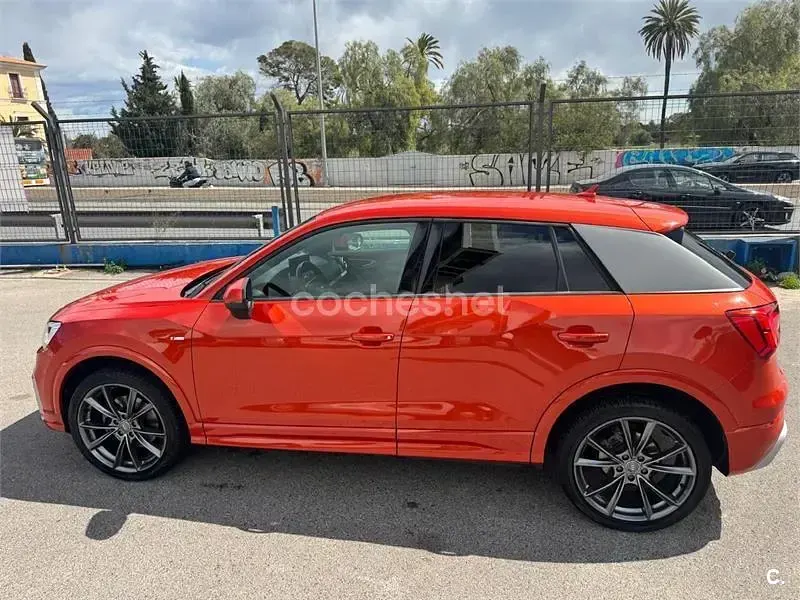 Usado Audi Q2 Sport 150 CV (110 kW) 2016 Rojo SUV