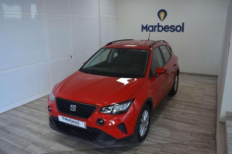 Usado Seat Arona Style 110 HP (80 kW) 2021 Vermelho SUV