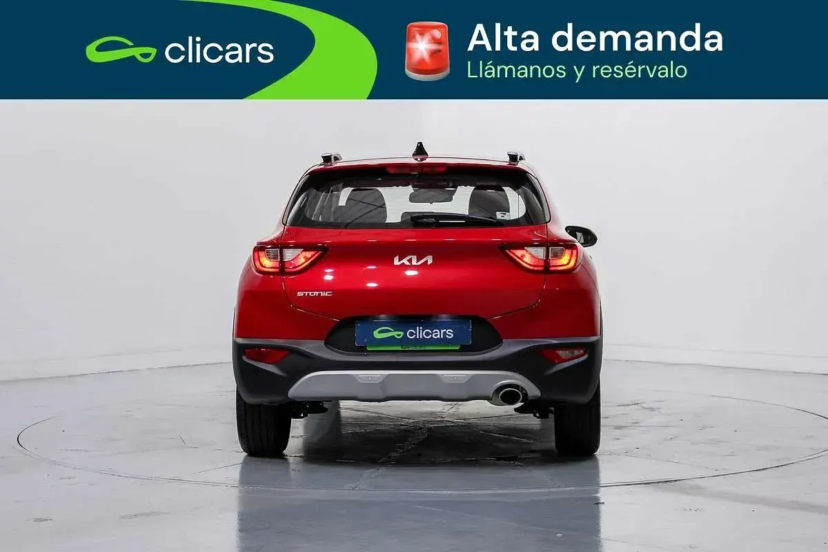 Usado Kia Stonic 79 CV (58 kW) 2025 Rojo SUV