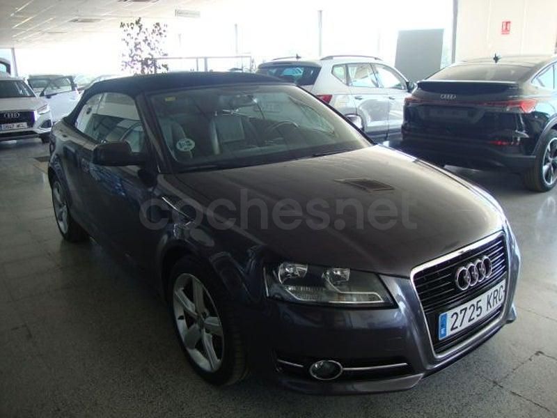 Usado Audi A3 Cabriolet Ambition 140 CV (102 kW) 2010 Gris / plata Descapotable