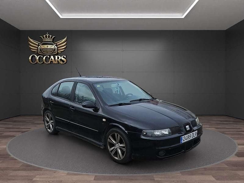 Usado Seat Leon FR 150 CV (110 kW) 2005 Negro Utilitario