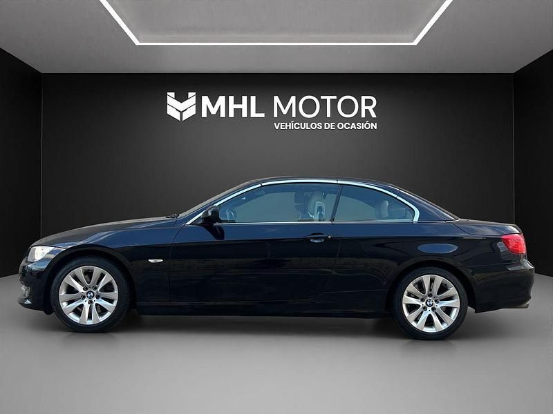 Negro Usado 2011 BMW 330 Descapotable | 25.980 € - Imagen 1/4