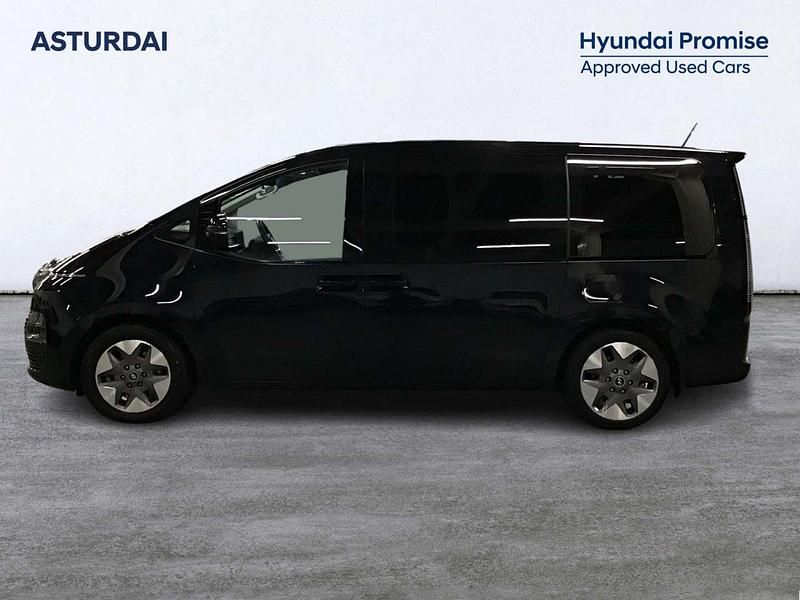 Usado Hyundai Staria 177 CV (130 kW) 2023 Azul Monovolumen