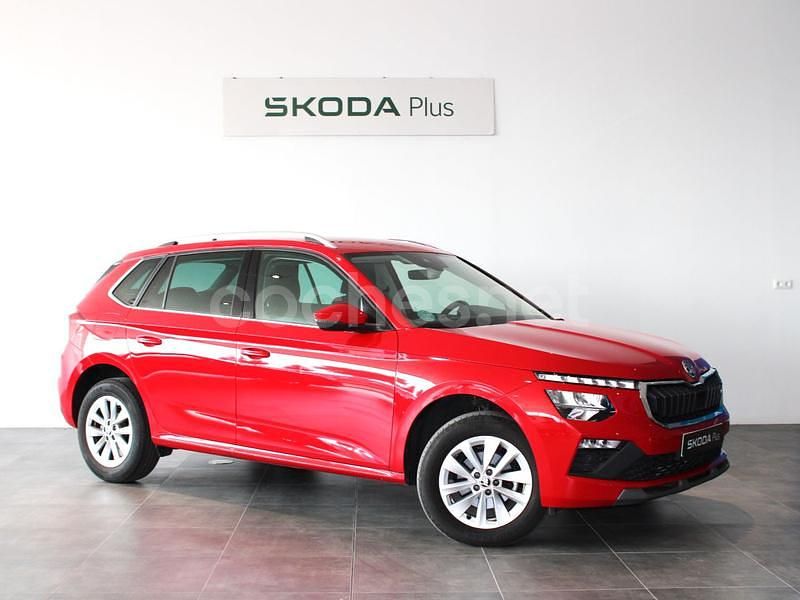 Rojo Usado 2024 Skoda Kamiq Selection SUV | 22.990 € (Un poco caro) - Imagen 1/4