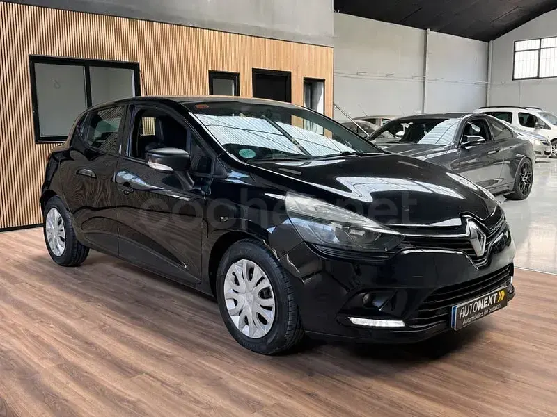 Usado Renault Clio IV Business 75 CV (55 kW) 2017 Negro Berlina