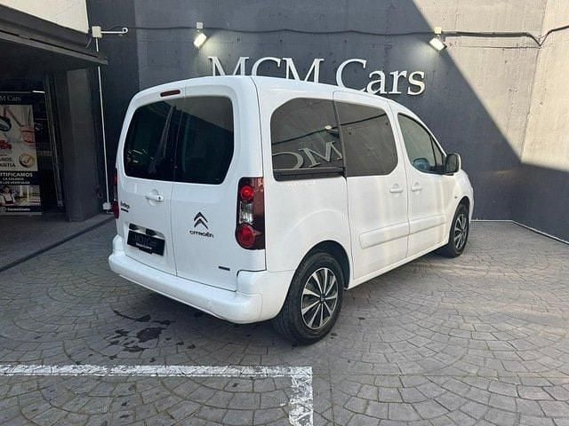 Usado Citroën Berlingo Feel 100 CV (73 kW) 2016 Blanco Monovolumen