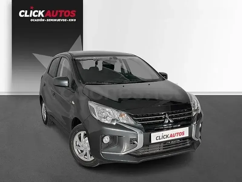 Usado Mitsubishi Space Star Motion 71 CV (52 kW) 2024 Gris / plata Utilitario