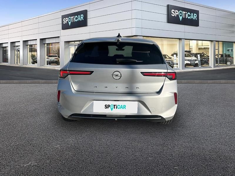 Usado Opel Astra Elegance 130 CV (95 kW) 2023 Gris Berlina