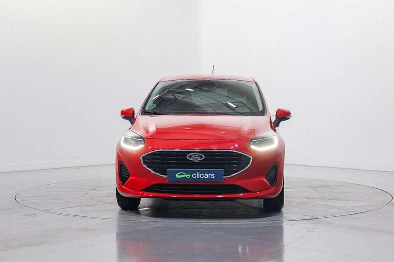 Usado Ford Fiesta Trend 102 CV (75 kW) 2022 Rojo Utilitario