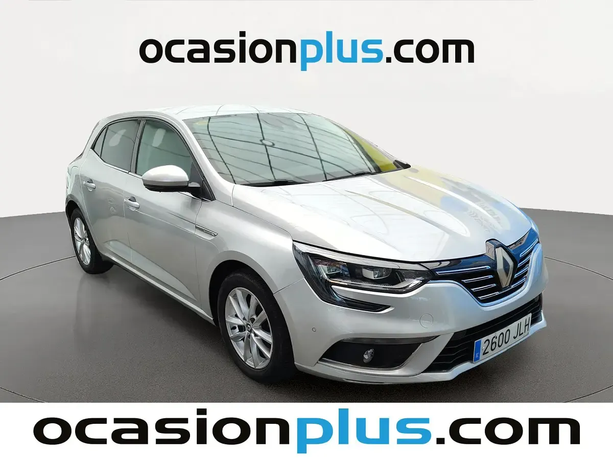 Usado Renault Mégane Zen 132 CV (97 kW) 2016 Gris plata Utilitario