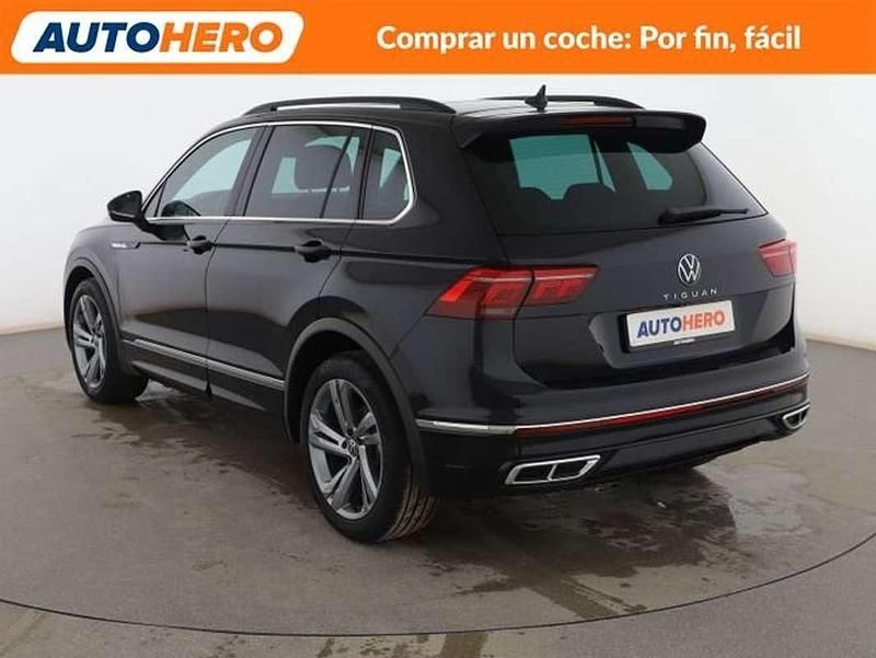 Usado VW Tiguan R-line 150 CV (110 kW) 2022 Negro SUV