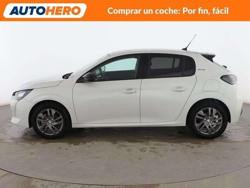 Usado Peugeot 208 Style 102 CV (75 kW) 2021 Blanco Utilitario